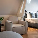 Limehome The Hague Keizerstraat